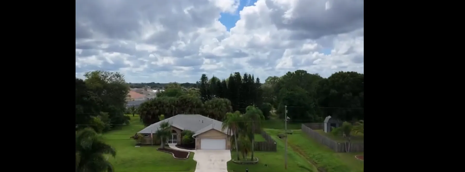 Beautiful Pool Home in Port St. Lucie