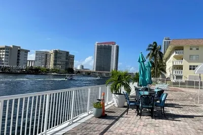 1913 S Ocean Dr #122 1