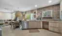 118 NE 11th Street Photo