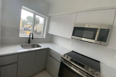 406 NW 84th Ter #406 1