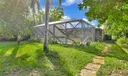 5277 Pine Tree Dr Photo