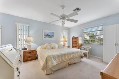2401 DEL AIRE Boulevard #201 1