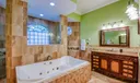 7260 Grapeview Boulevard Photo