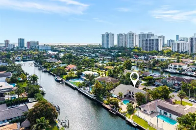 448 Poinciana Dr 1