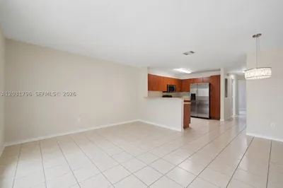 3073 SW 128th Ave #109 1