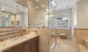 685 Harbor Ln Photo