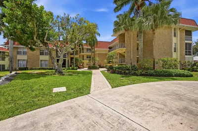 5570 Tamberlane Circle #229 1