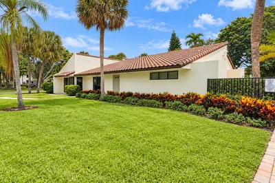 7200 NW 2ND Avenue #49 1