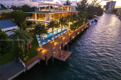 13390 Biscayne Bay Dr 1