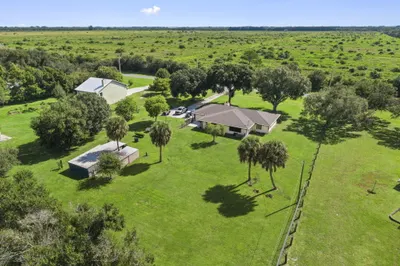 2525 S Ffa Road 1
