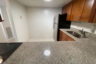 500 Executive Center Drive #1 G 1