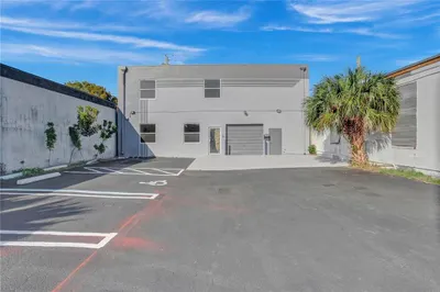 141 SW 5th Street 1