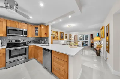 2515 NE 1st Court #314 1