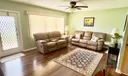 1094 Cornwall E Photo
