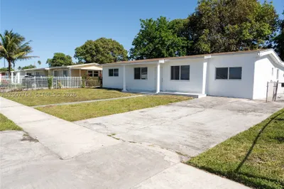 4000 NW 195th St 1