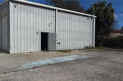 816 11th Drive 1