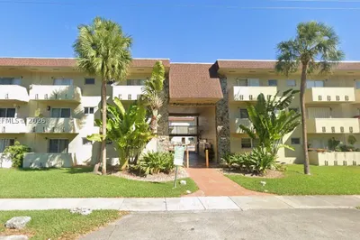 7505 SW 82nd St #322 1