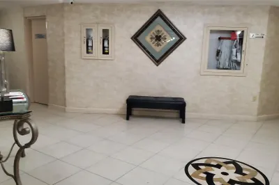 1400 Saint Charles Place #713 1