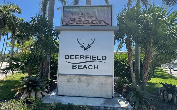 The Tides in Deerfield Beach: New Townhome Living Near Deer Creek