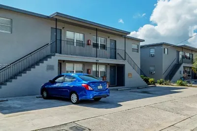 Riviera Beach Residential 1