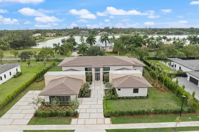 14930 SW 16th Ct 1