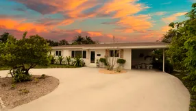 Just Listed | Beautiful in Bacon Park Estates | 1048 Park Circle S