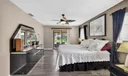 5589 SE Paramount Drive Photo