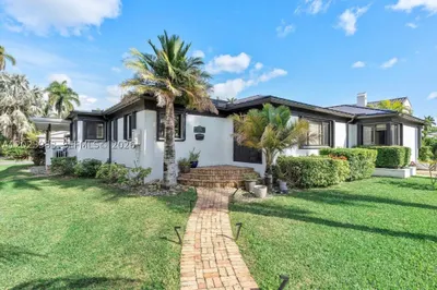 Hollywood Residential 1