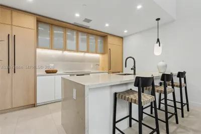 2200 Brickell Ave #Garden Villa 5 1