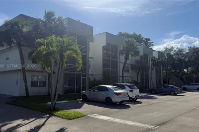 4215 N University Dr #115 1
