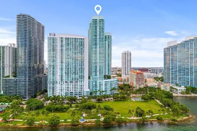 1900 N Bayshore Dr #2405 1