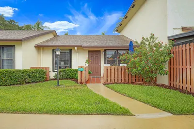 8071 SE Villa Circle #2733 1