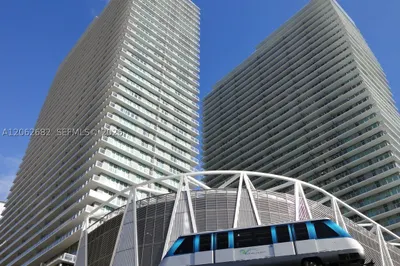 1111 SW 1 AV #1024-N 1
