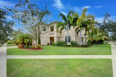 8625 Wellington View Drive 1