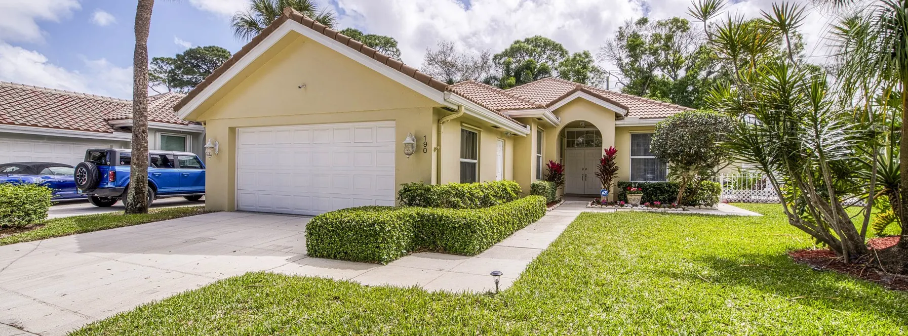 Just Listed | 190 S Hampton Drive