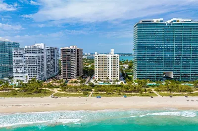 10185 Collins Ave #717 1