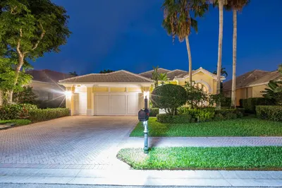 117 Banyan Isle Drive 1