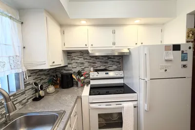 228 Canterbury J 1
