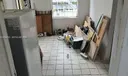 610 E 6th Pl Photo