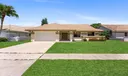 5809 Sun Pointe Circle Photo
