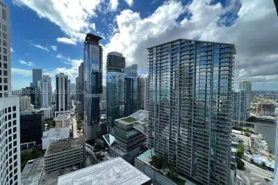 55 SE 6th St #3906W 1