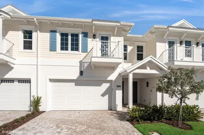 104 Royal Palm Circle
