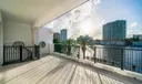 220 S Island Dr Photo