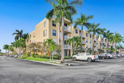 1350 SE 3rd Avenue #406 1