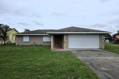 2907 SE 21st Court 1