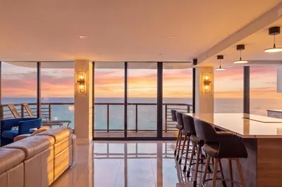 250 S OCEAN Boulevard #15D 1