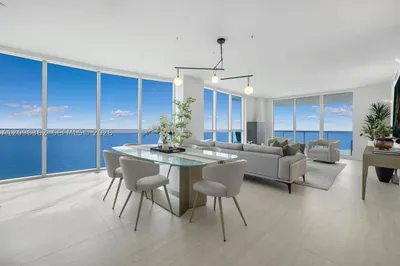3801 Collins Ave #2006 1
