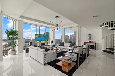 244 Biscayne Blvd #PH4908 1