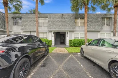 424 NW 70TH Avenue #121 1