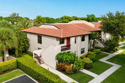 9307 Vista Del Lago #17B 1